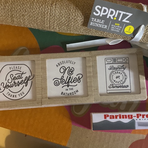 NEW Kitchen Bundle Table Runner, 3 pc signs, 2 kitchen gadgets, small brn candle - Picture 3 of 6